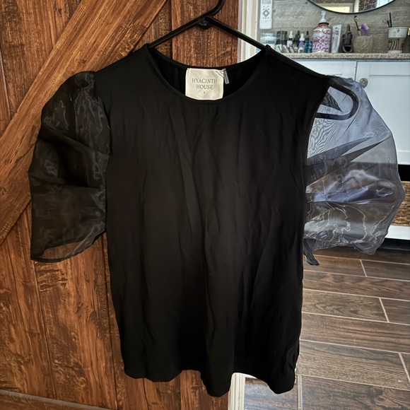 Black Fitted Sheer Puff Tulle Sleeve Darby Blouse Small - Picture 8 of 10
